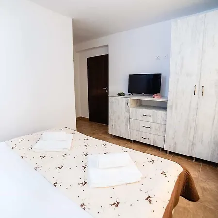 Vila Pabo Vama Veche