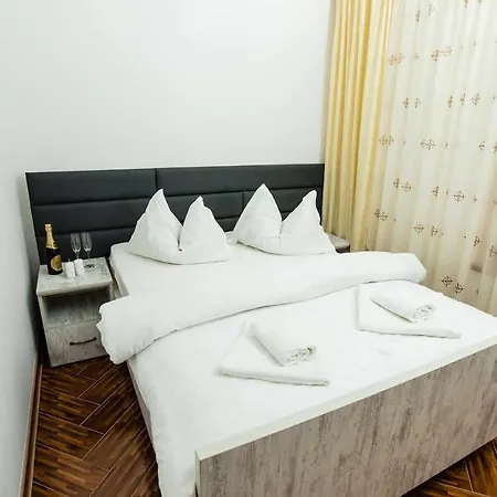 Vila Pabo 3*